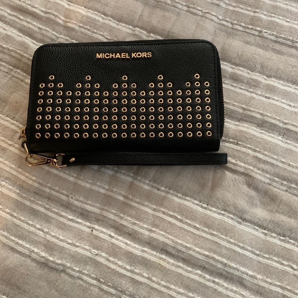 Michael Kors wristlet